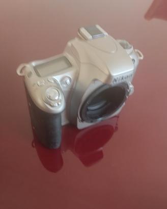 fotocamera reflex Nikon f55