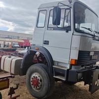 IVECO 190.30 trattore 4x4 con impianto idraulico