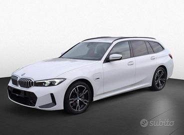 BMW 320 e Touring M SPORT