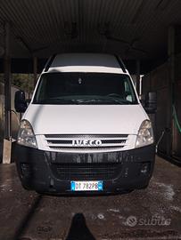 Furgone iveco daily