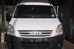 Furgone iveco daily