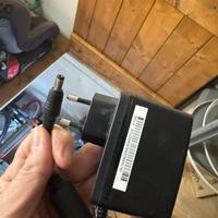 Alimentatore 12v WAA005