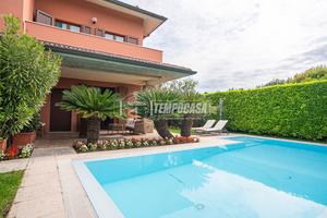 SOLUZIONE SEMI INDIPENDENTE LIBERA SU TRE LATI