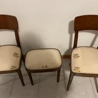 Sedie imbottite e anche sgabellino