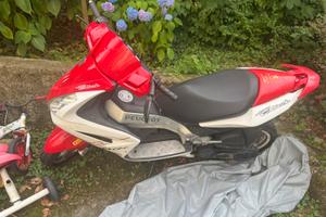 Scooter 50 pegout come nuovo trattabile