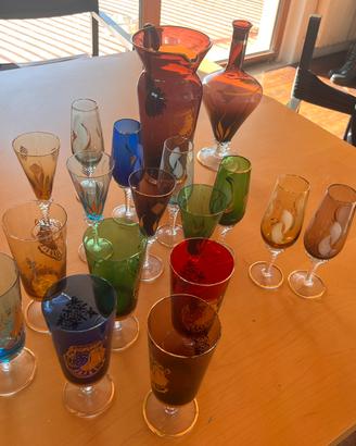 set di bicchieri e caraffe in vetro soffiato