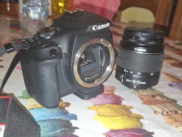 Canon EOS 2000D 