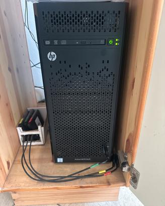 Server