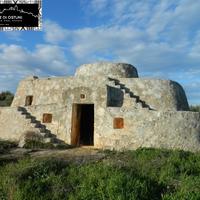 AMPIO TRULLO SARACENO 2 VANI - TERRENO 1,5Ha