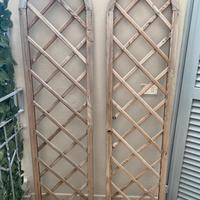 Coppia di pannelli grigliati legno ad arco