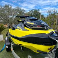 Moto d'acqua sea doo