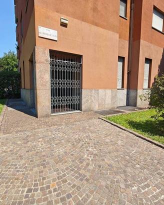 Appartamento di 146 m² con più di 5 locali a Milan