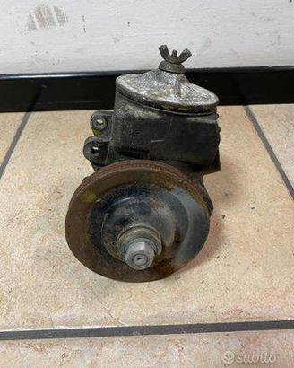 Pompa idroguida originale Mercedes 240D w123
