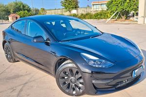 TESLA MODEL 3 RWD 