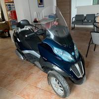 Piaggio mp3 300 Touring- COME NUOVO - 1200 km
