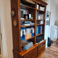 Elegante Libreria in Stile Veneziano – Legno Massi