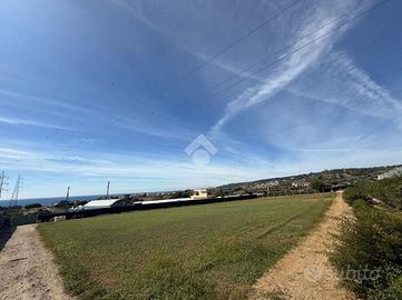 TER. AGRICOLO A SANTA MARINELLA