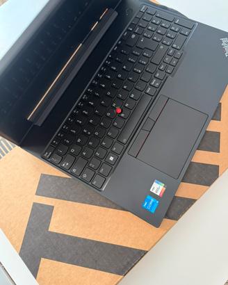 Notebook Portatile Lenovo ThinkPad E16