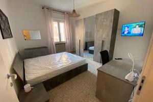 Stanza per donne/ragazze reggio emilia