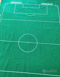 Campo subbuteo con decorazioni
