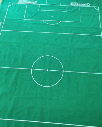 Campo subbuteo con decorazioni