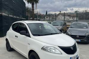 Lancia Ypsilon 1.2 69 CV 5 porte GPL Ecochic Silve