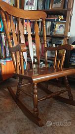 Sedia a Dondolo in legno Massello