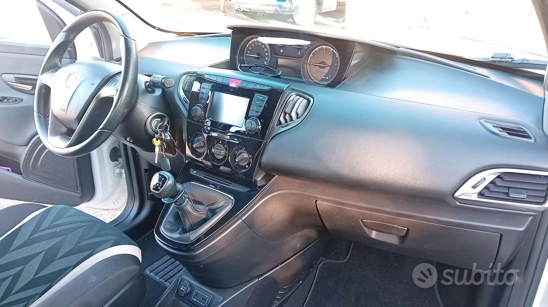 Lancia Ypsilon 2016 photo 5