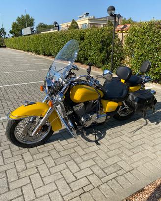 Honda shadow vt 750 c