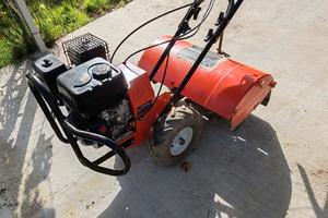 Motocoltivatore a scoppio