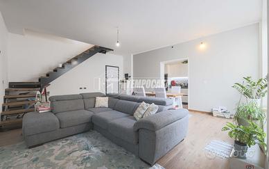 APPARTAMENTO RITRUTTURATO CON GIARDINO PRIVATO IN