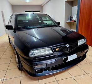 Lancia delta Hpe turbo 16v ZENDER 