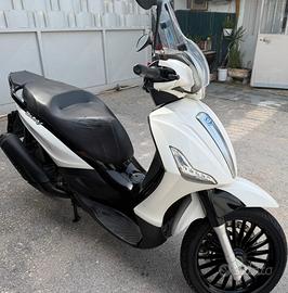 PIAGGIO BEVERLY 2016 CC300