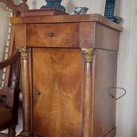 Colonnina  stile impero