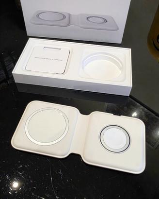 Apple Magsafe charger duo iPhone e Watch