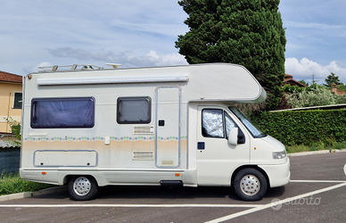 Camper Mansardato CI Carioca 10 anno 2000