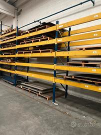 Scaffali industriali