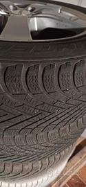 Gomme invernali su cerchi in lega