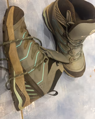 scarpon trekking marca scarpa 39e mezzo