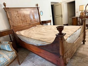 Antico letto matrimoniale 1800 in legno massello