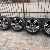 Gomme 225/45/18 + cerchi