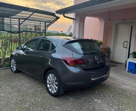 Opel Astra j 1700 diesel