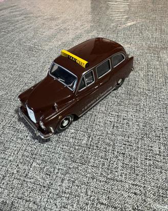Modellino taxi d’epoca (London Taxi)