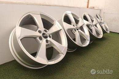 Cerchi in lega Audi A3 S3 Q2 19 ORIGINALI