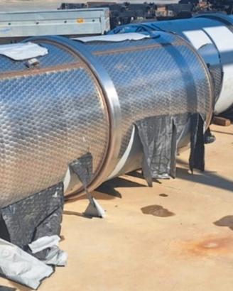 CISTERNE IN ACCIAIO INOX