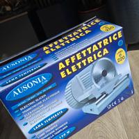Affettatrice elettrica AUSONIA come nuova 