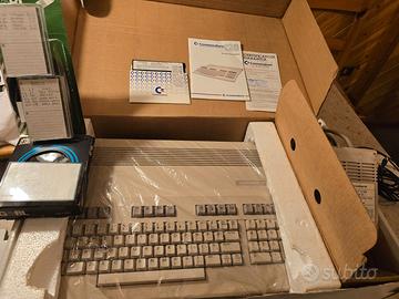 COMMODORE 128