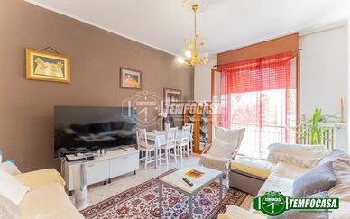 TRE LOCALI IN ZONA SERVITA, BASSISSIME SPESE E BOX