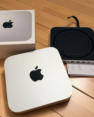Mac Mini M2 (8GB/256GB) Docking Satechi come nuovo
