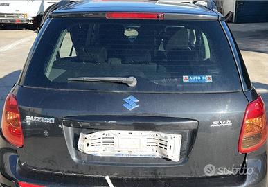 Baule / paraurti post suzuki sx4